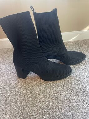Women’s Black Knit Block-Heel Ankle Boots